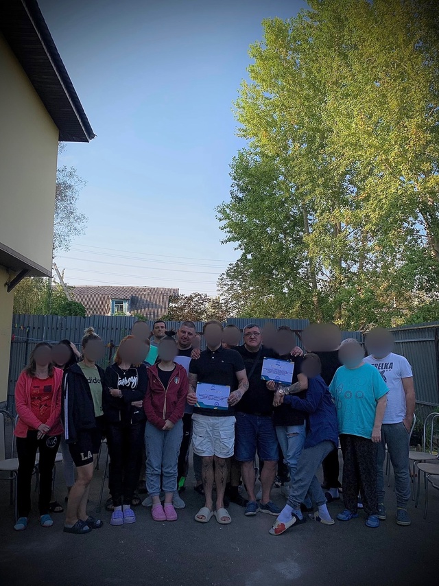 сразу два участника программы успешно закончили первый этап социальной реабилитации